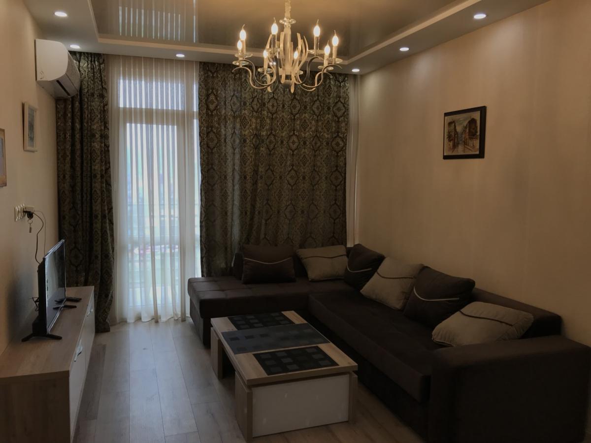 Apartment Lux With 3 Rooms Batumi Exterior foto